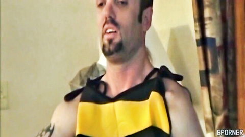 Kinky bearded midget in black yellow harness for ebony MILF action