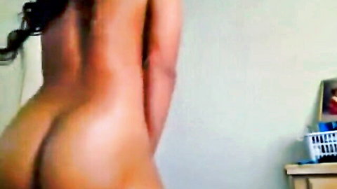 Eve G naked ebony twerk cam show, big ass from behind