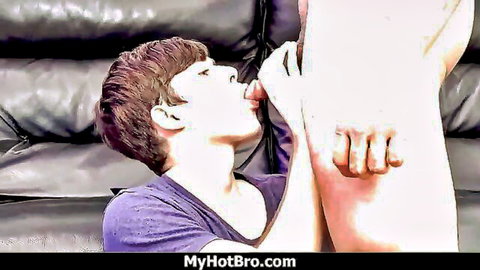 Young stepbro learns jerk off from big dick stepbrother
