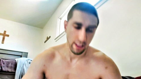 Masterd0n shirtless muscular guy in bedroom, teasing pose
