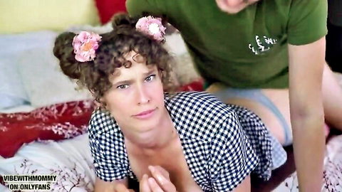 Curly-haired big-ass MILF in checkered shirt exposed for first-time anal doggy style