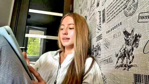 Jettafrancis skinny blonde teen student in white shirt on Chaturbate