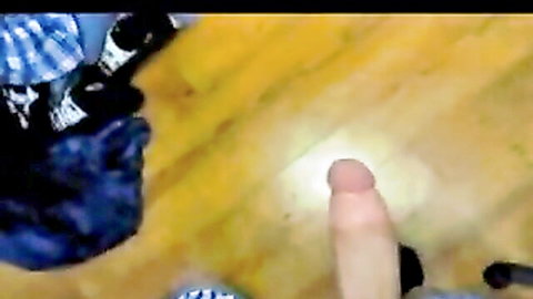 Straight guy solo masturbation in amateur video