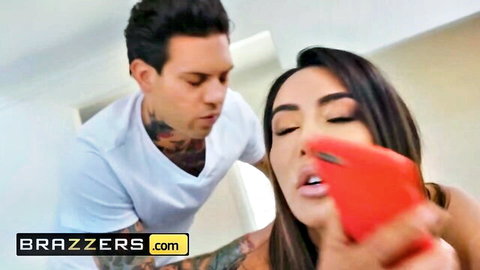 Lela Star in steamy oiled massage with Tiny Hands, big tits and ass exposed
