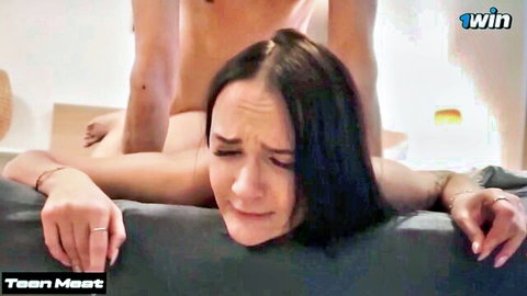Sasha Sparrow in intense anal sex, lube fails to ease her tight asshole
