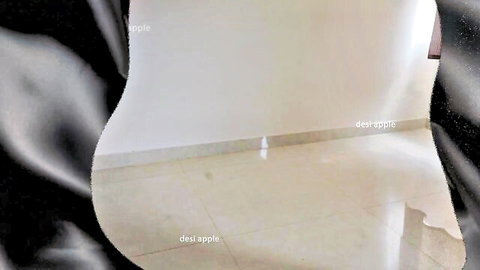 Sreelatha Tamil maid sucking big dick in amateur blowjob scene