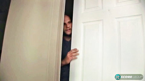 Blonde MILF Eric Lauren peeks before hard anal drilling by old man
