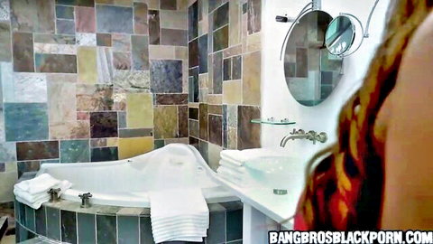 Sexy ebony MILF with huge booty in steamy bathroom
