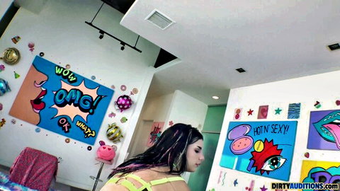 Asteria Jade teasing with juicy ass in yellow top solo