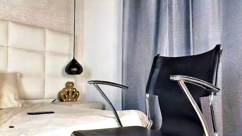 Isaiashunt Chaturbate gay stream bedroom setup, masculine Indian cam