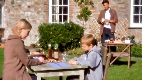 Rachel Shelley in casual outdoor family scene from The Calling (2000)