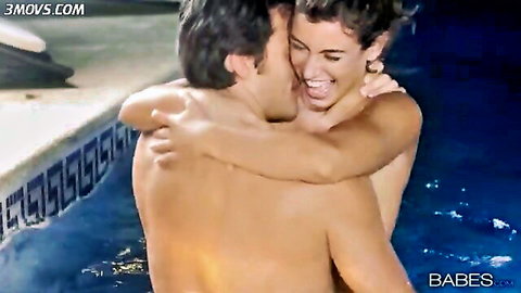 Julia Roca kissed passionately by Jay Smooth in pool