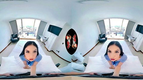 Bianca Stil big tit Latina goddess in seductive VR sex pose