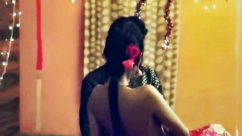 Arohi Barde nude back view in Adhuri Suhaag Raat (2020)