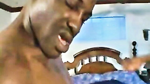 Phyllisha in intense threeway with BBCs, close-up oral action