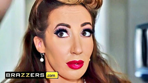 Richelle Ryan seductive close-up in Brazzers MILF stepmom scene