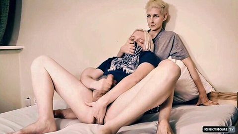 Amateur short hair blonde couple mutual masturbation on bed