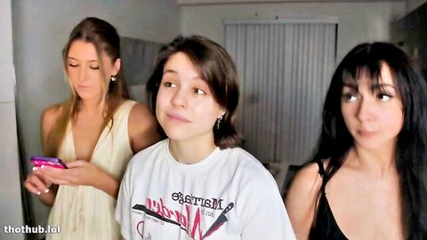 Addison Vodka, Sofiaswetdreams in casual threesome webcam tease