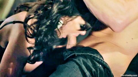 Kendra Lust passionately kissing shirtless stud in intimate encounter