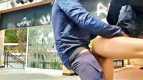 Italian exhibitionist couple having outdoor sex in abandoned house