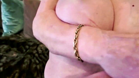Real granny OmaGeiL moist vagina closeup in amateur mature video
