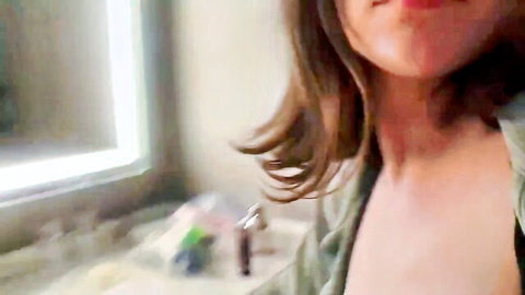 Piper Quinn amateur tease in low-cut top, verified pickup stranger