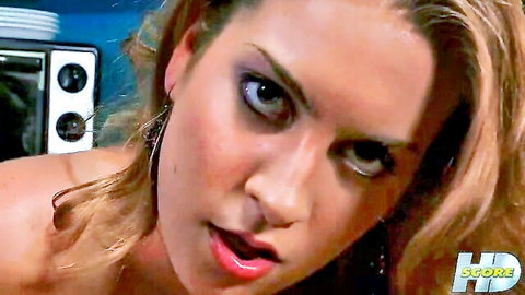 Kali West cougar plumper in seductive close-up