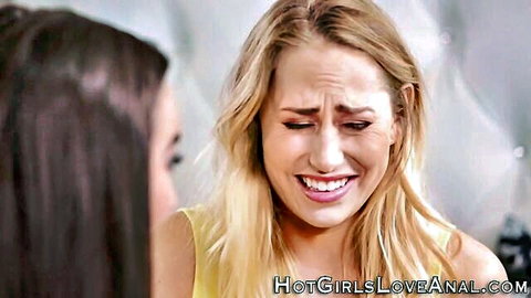 Emotional blonde cries during first lesbian oral with brunette friend