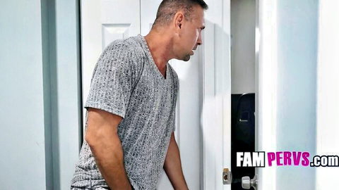 Stepdad peeks at blonde Khloe Kapri in family taboo scene