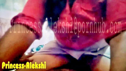 Princess Alekshi in explicit Sri Lankan spa oral scene