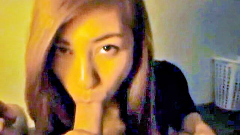 Beryl18 delivers intense close-up blowjob, best head action