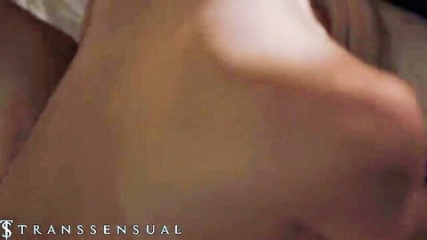 Kenzie Taylor in intimate threesome with Daisy Taylor oral action