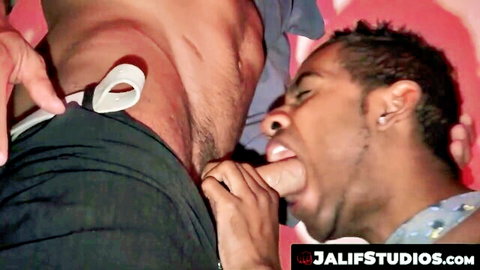 Fransisco deepthroating Stany Falcone in intense gay oral sex scene
