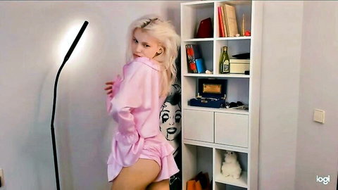 Skinny blonde teen webcam girl teases juicy big ass in open pink babydoll lingerie