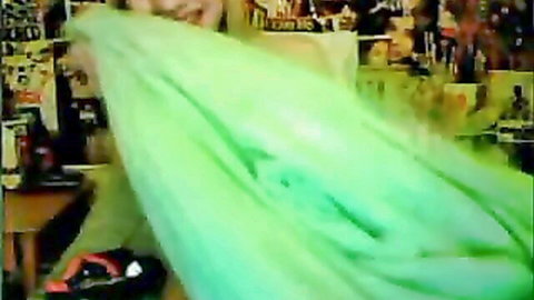 Amateur girlie flashing small tits and pussy in store, hilarious cam video