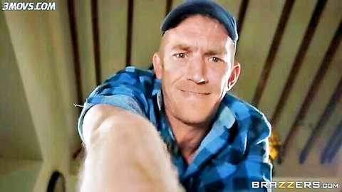 Candy Alexa seduces plumber Danny D in steamy Brazzers fun