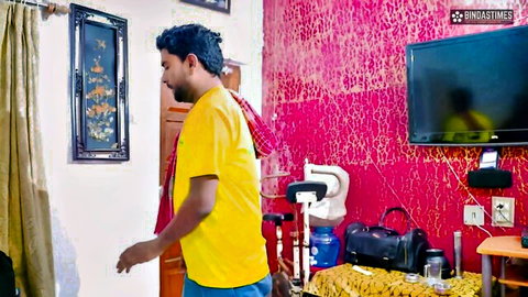 Desi servant Kalpesh in yellow shirt, tempted by Baby Maluzz's curves in steamy Indian scene