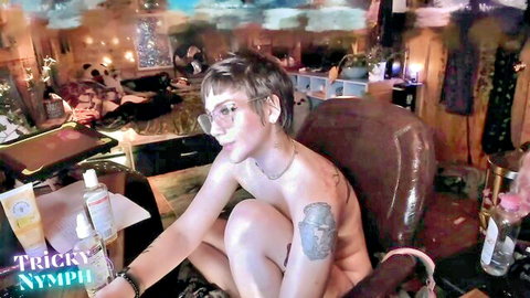 Cute short-haired nymph with glasses streams nude on Chaturbate