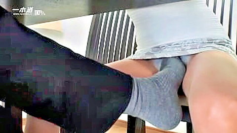 Yuki Narumiya exposed pussy in cuckold foot play scene