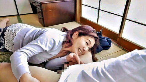 Chiyoko Kawabata mature Japanese MILF in age-gap creampie sex, smiling intimately