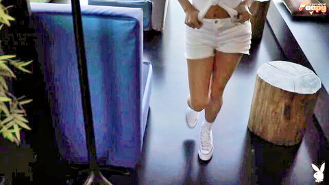 Calypso Muse strips white outfit and poses seductively