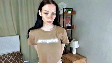Angelicavotolato shy young teen in crop top on Chaturbate cam