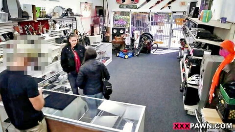 Amateur lady in pawn shop serves seller naughtily