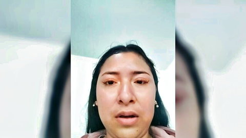 Danna's webcam tease with big ass and camel toe closeup