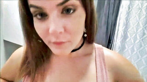 Brunette stepsister in pink tank top with choker, seductive gaze for oral tease