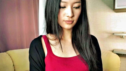 Shy 18yo Asian teen palmiratownzen in red tank top on Chaturbate