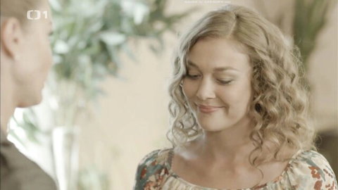 Pavla Vitázková as Helena in intimate scene from Definice lásky (2012)