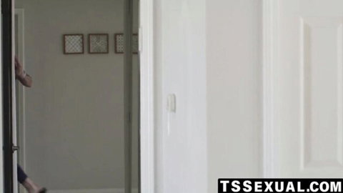 Zariah Aura entering steamy trans fuck scene, Transsensual studio