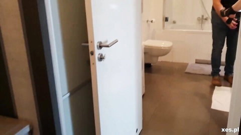 Julia Maze behind-the-scenes porn shoot in bathroom