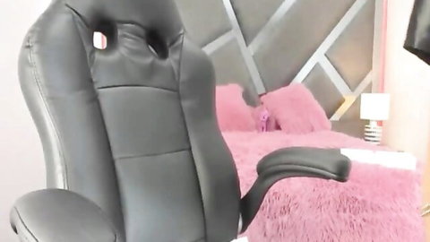 Steaming ash-blonde teases with glimpse between her legs